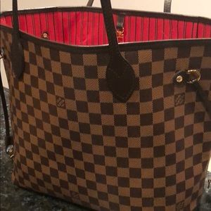 Meet your Posher, Elle